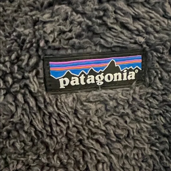 Patagonia Women's Dark Fleece Vest - Picture 3 of 6
